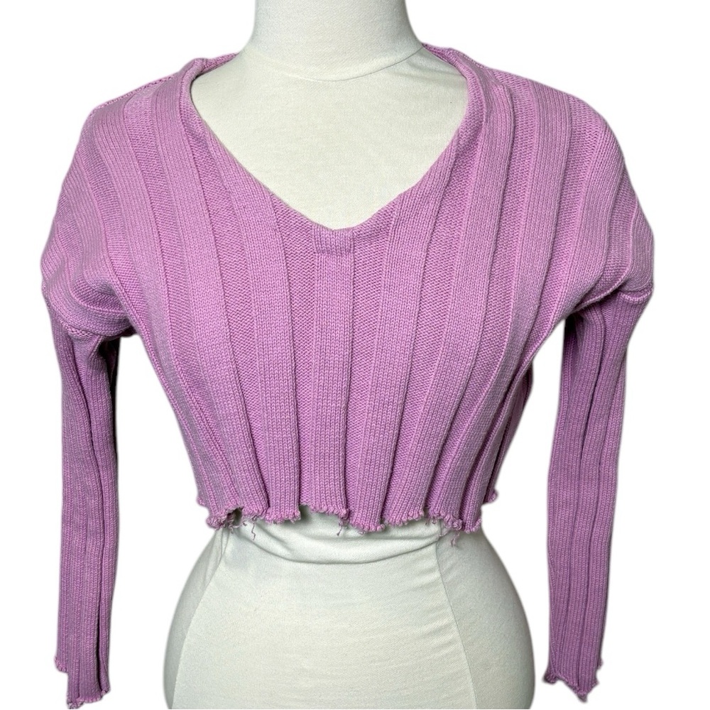 Forever 21 Cropped Sweater Ribbed Frayed Edges Long Sleeves Purple Small